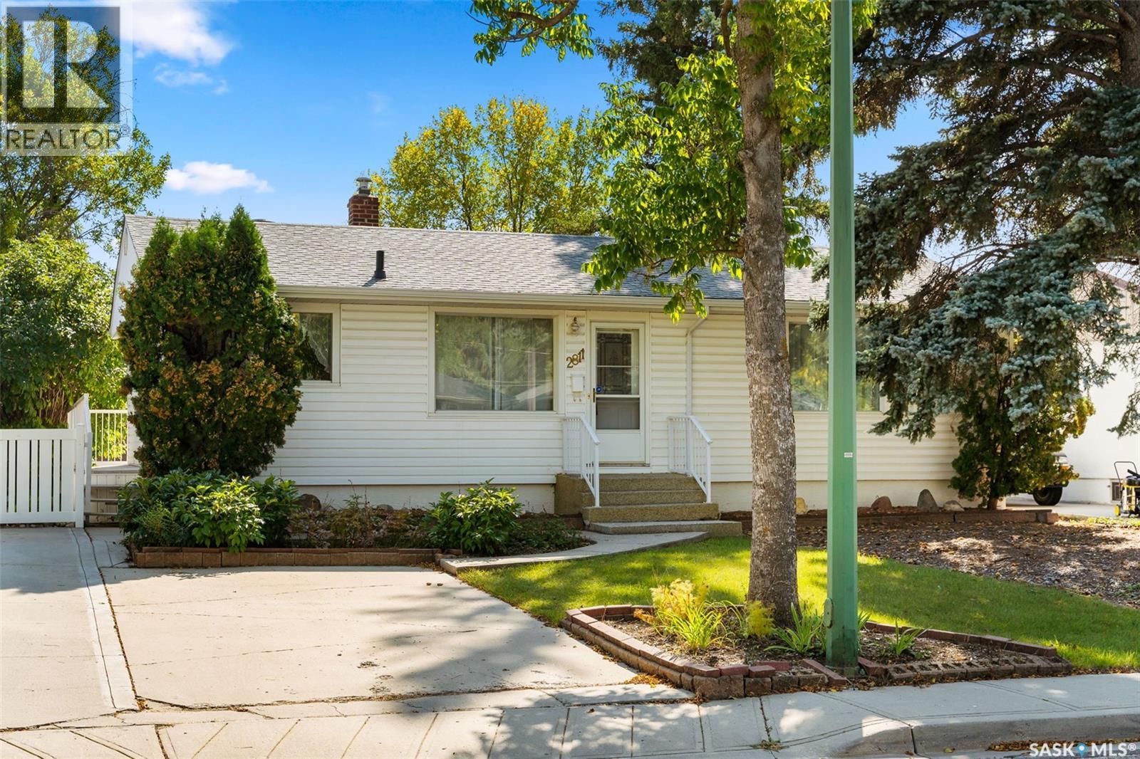 2811 Sinton Avenue, Regina, Saskatchewan  S4S 1K4 - Photo 34 - SK019120