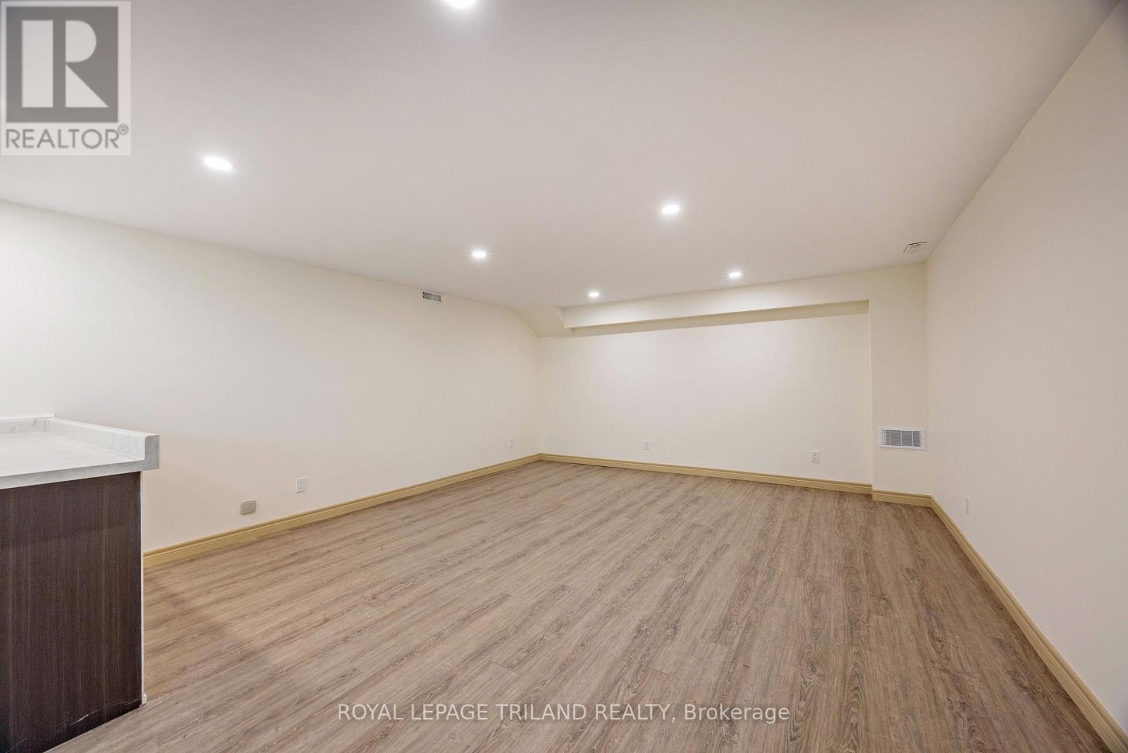 829 Avon Drive, Malahide, Ontario  N0L 1B0 - Photo 26 - X12423512