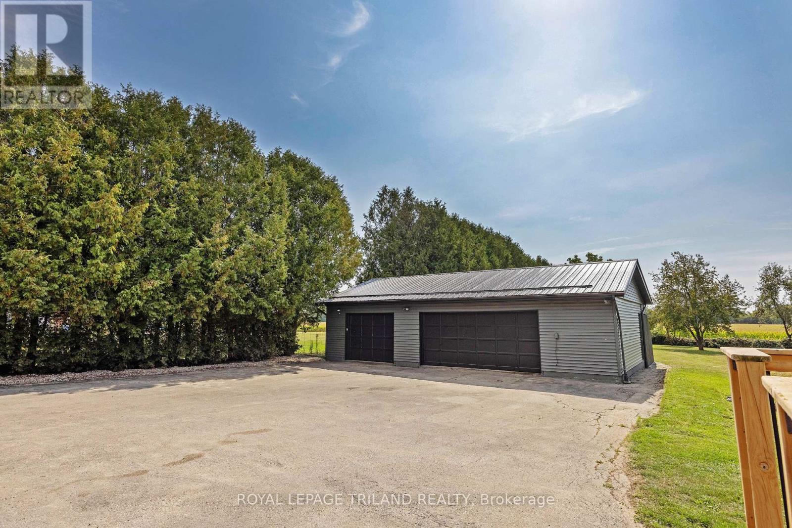829 Avon Drive, Malahide, Ontario  N0L 1B0 - Photo 31 - X12423512