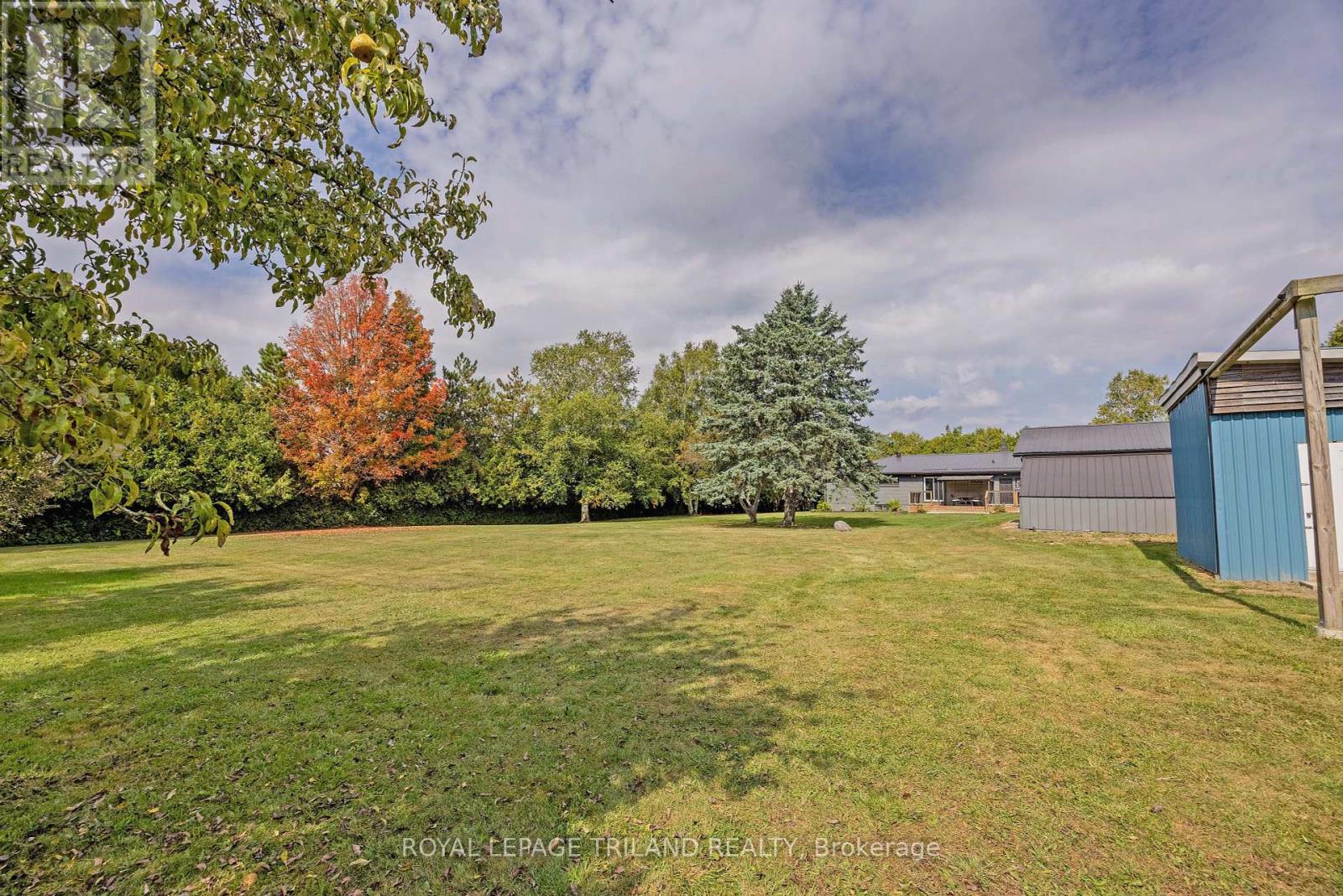 829 Avon Drive, Malahide, Ontario  N0L 1B0 - Photo 33 - X12423512