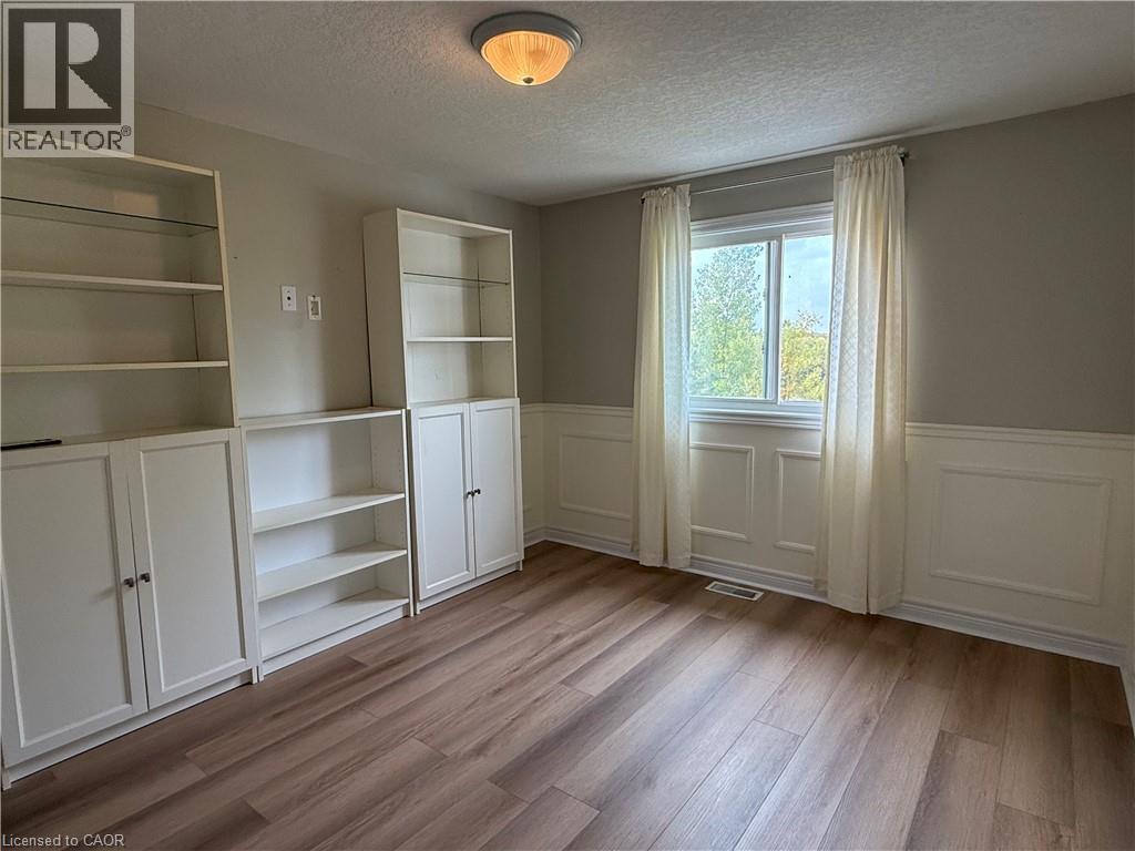 930 Creekside Drive, Waterloo, Ontario  N2V 2W6 - Photo 12 - 40772753