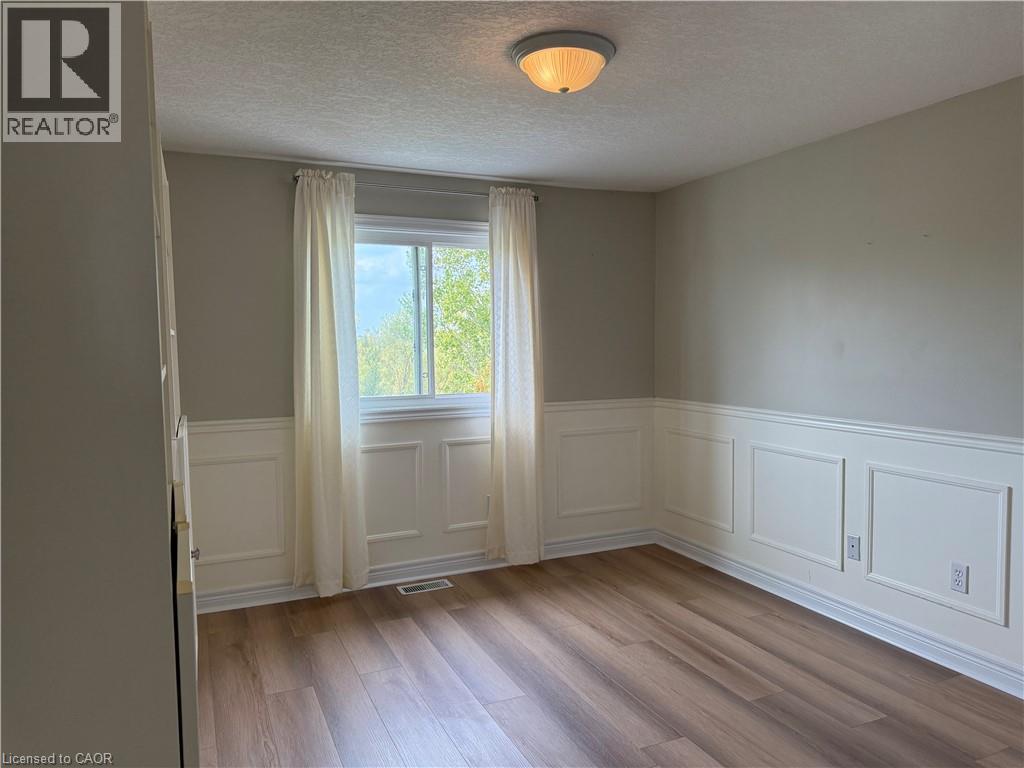 930 Creekside Drive, Waterloo, Ontario  N2V 2W6 - Photo 13 - 40772753