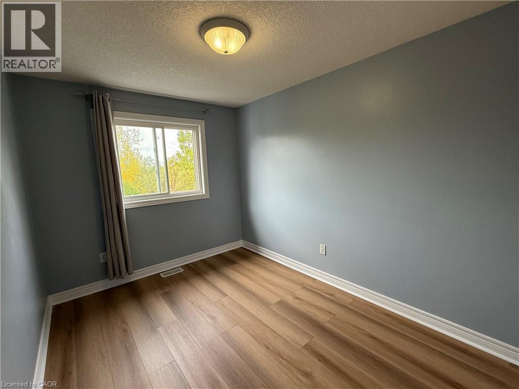 930 Creekside Drive, Waterloo, Ontario  N2V 2W6 - Photo 15 - 40772753