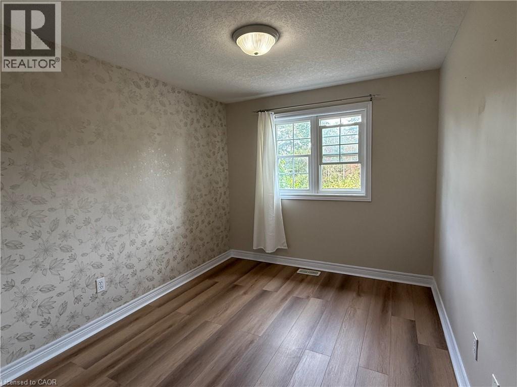 930 Creekside Drive, Waterloo, Ontario  N2V 2W6 - Photo 16 - 40772753