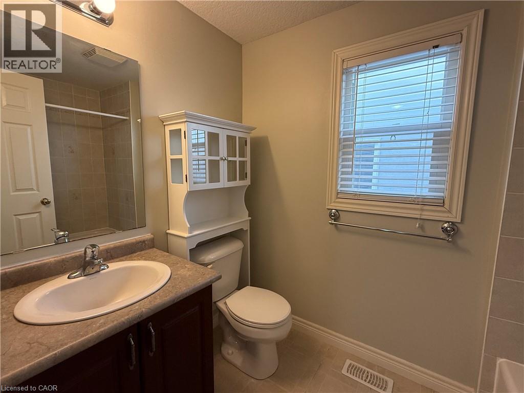 930 Creekside Drive, Waterloo, Ontario  N2V 2W6 - Photo 18 - 40772753