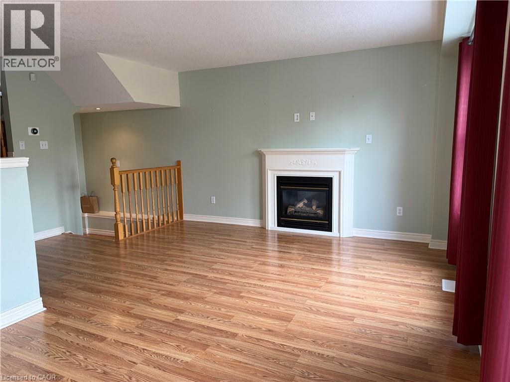 930 Creekside Drive, Waterloo, Ontario  N2V 2W6 - Photo 6 - 40772753
