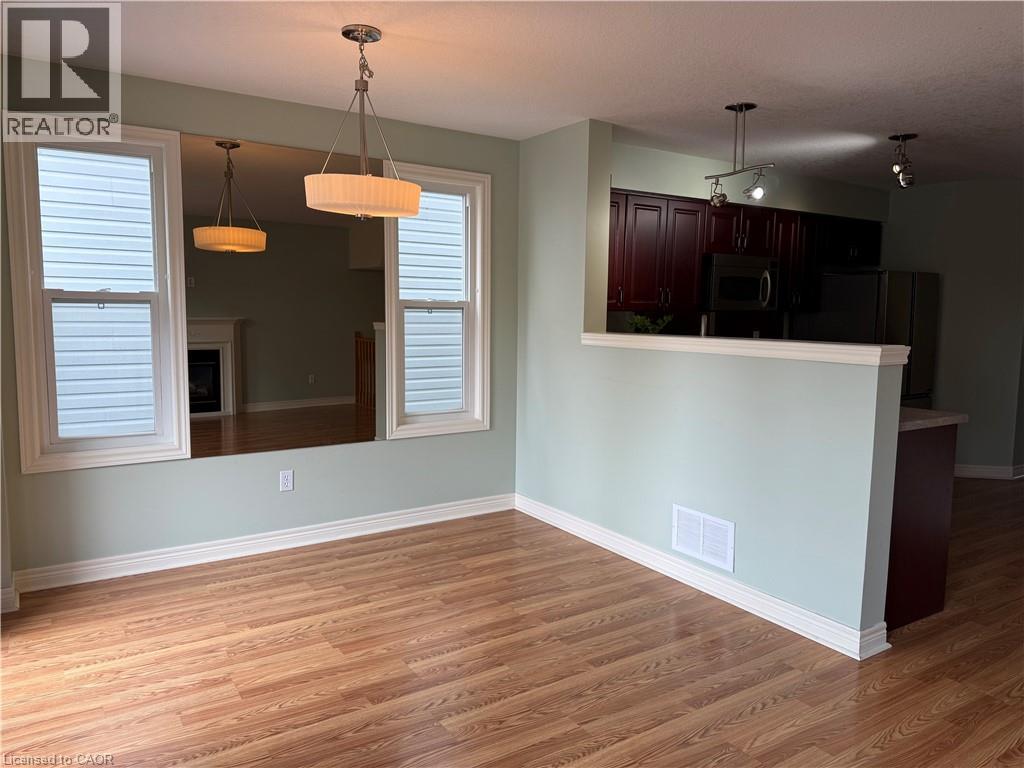 930 Creekside Drive, Waterloo, Ontario  N2V 2W6 - Photo 7 - 40772753