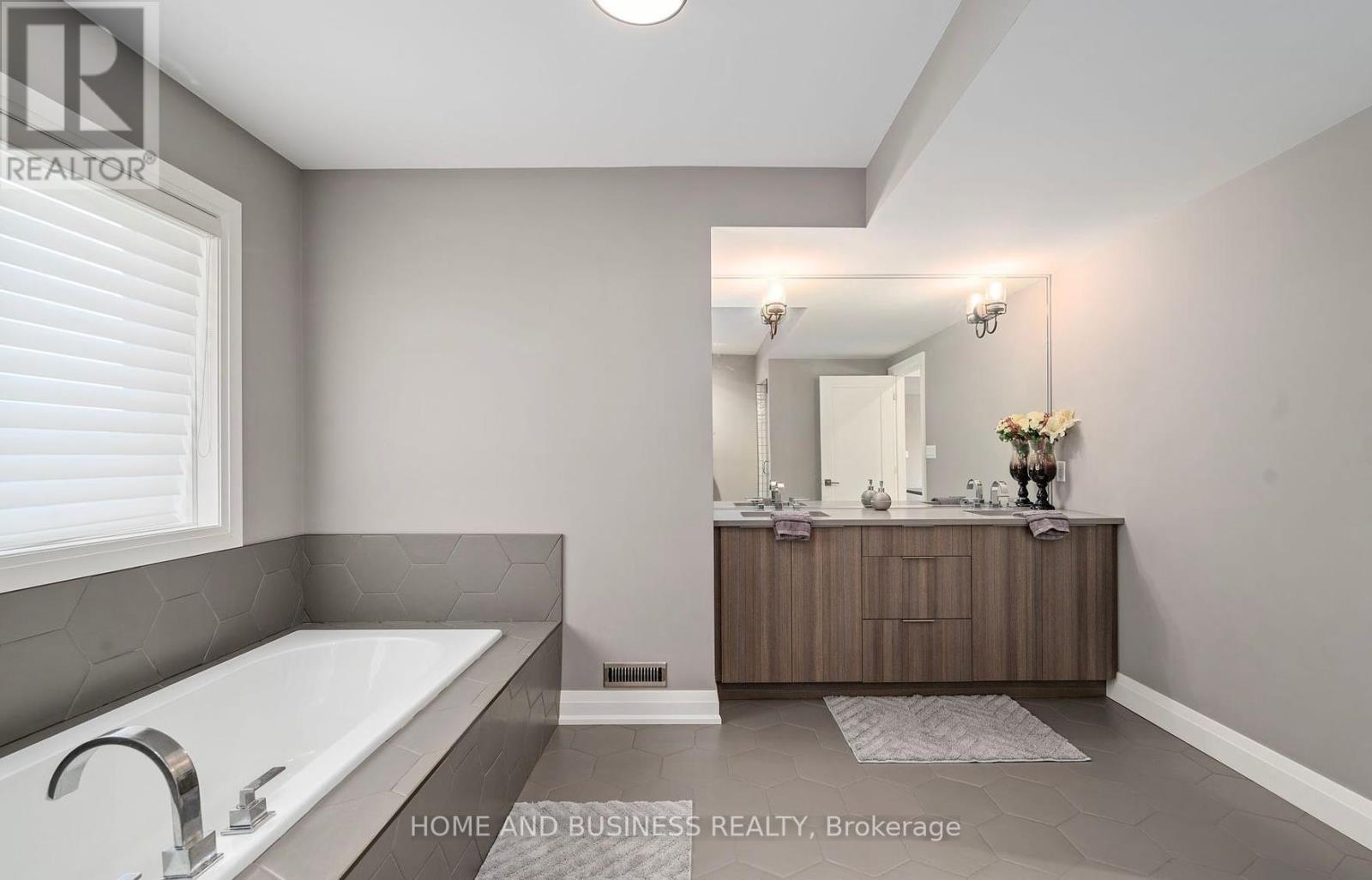 1010 Longworth Road, London South, Ontario  N6K 0C9 - Photo 14 - X12423465