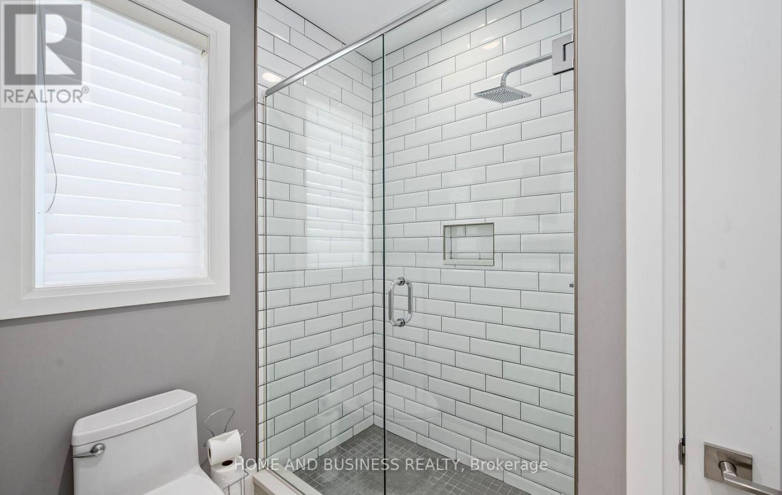 1010 Longworth Road, London South, Ontario  N6K 0C9 - Photo 17 - X12423465