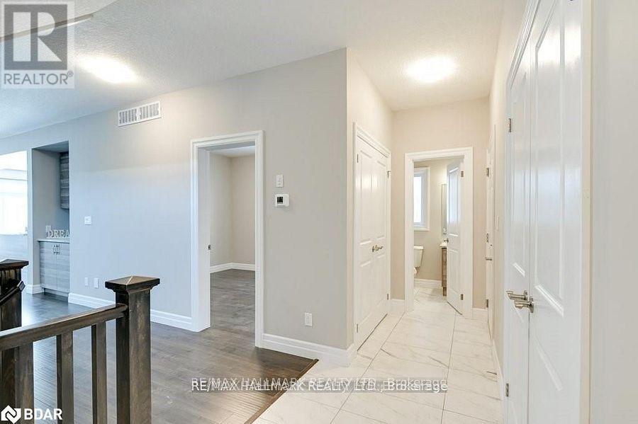 2961 Turner Crescent, London South, Ontario  N6M 0B1 - Photo 2 - X12423473