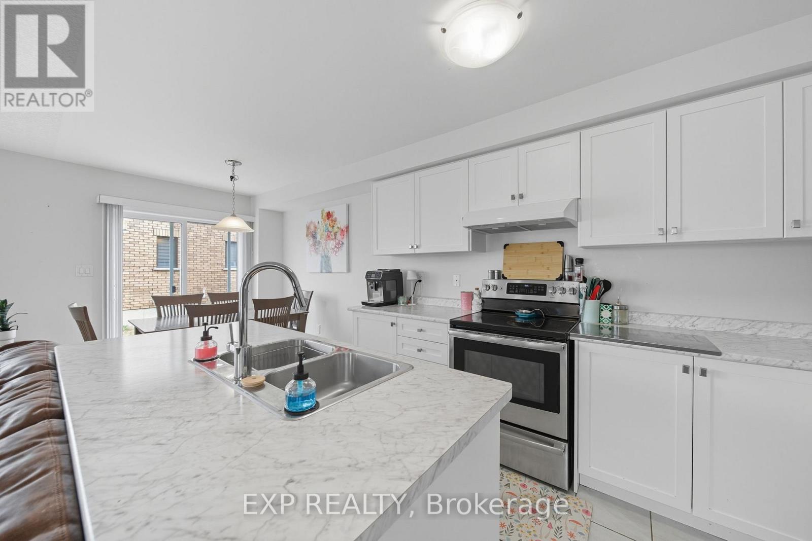 176 Maclachlan Avenue, Haldimand, Ontario  N3W 0E1 - Photo 14 - X12423597