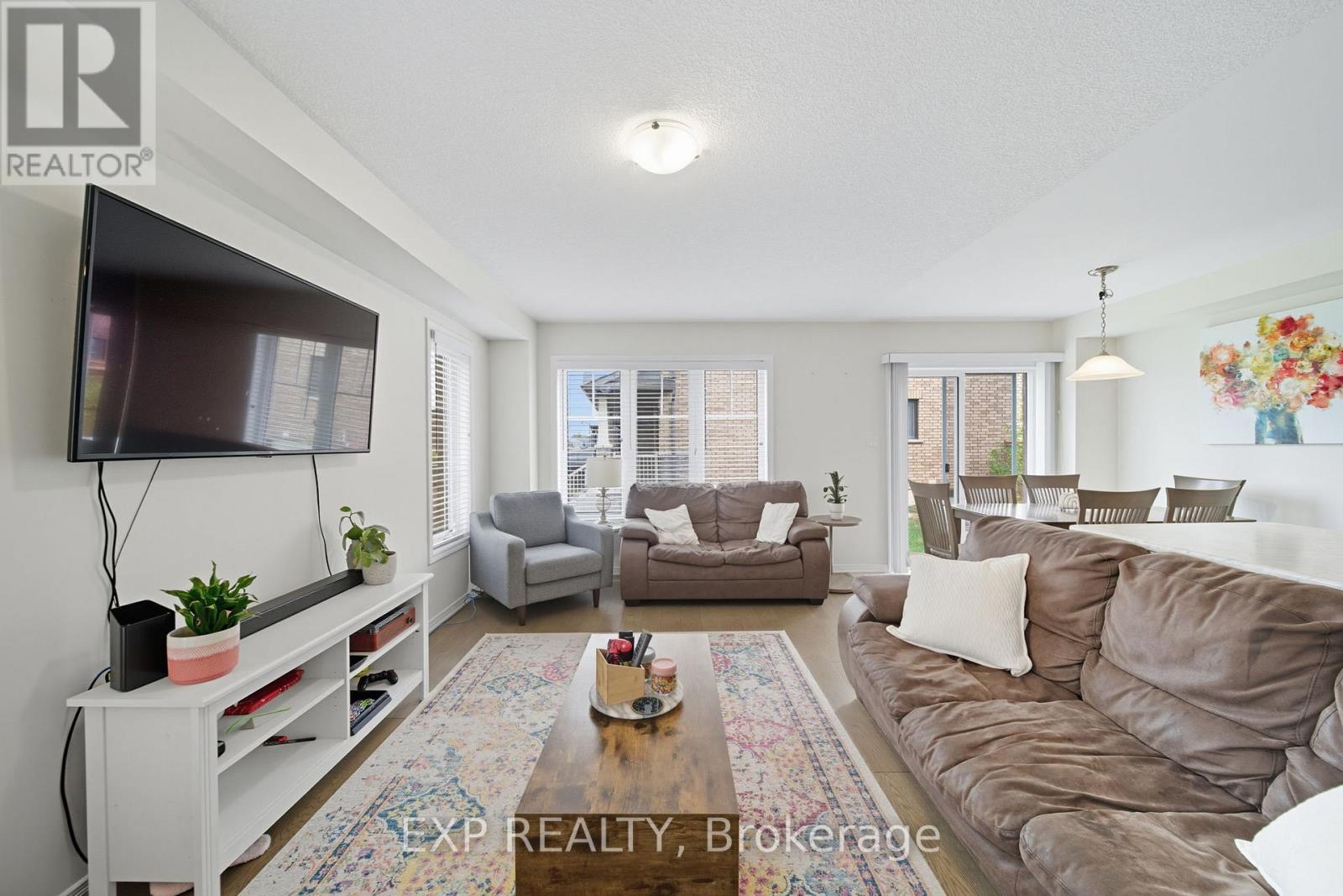 176 Maclachlan Avenue, Haldimand, Ontario  N3W 0E1 - Photo 8 - X12423597