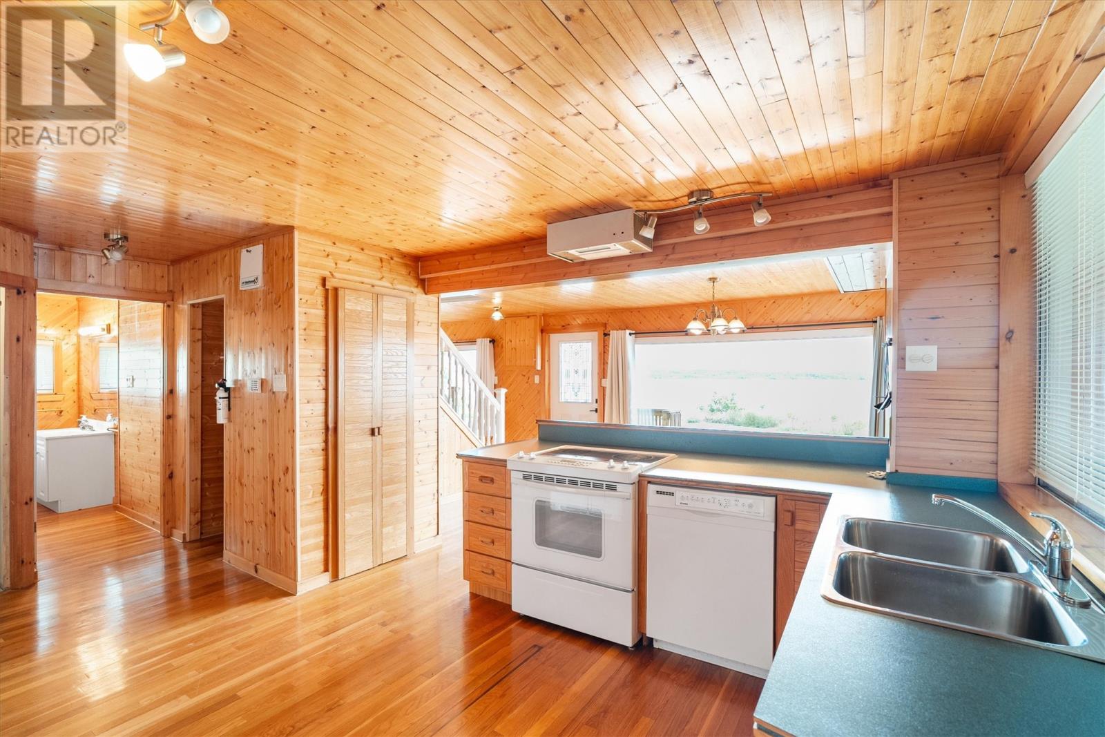 501 Water Street, Bay Roberts, Newfoundland & Labrador  A0A 1G0 - Photo 6 - 1289873
