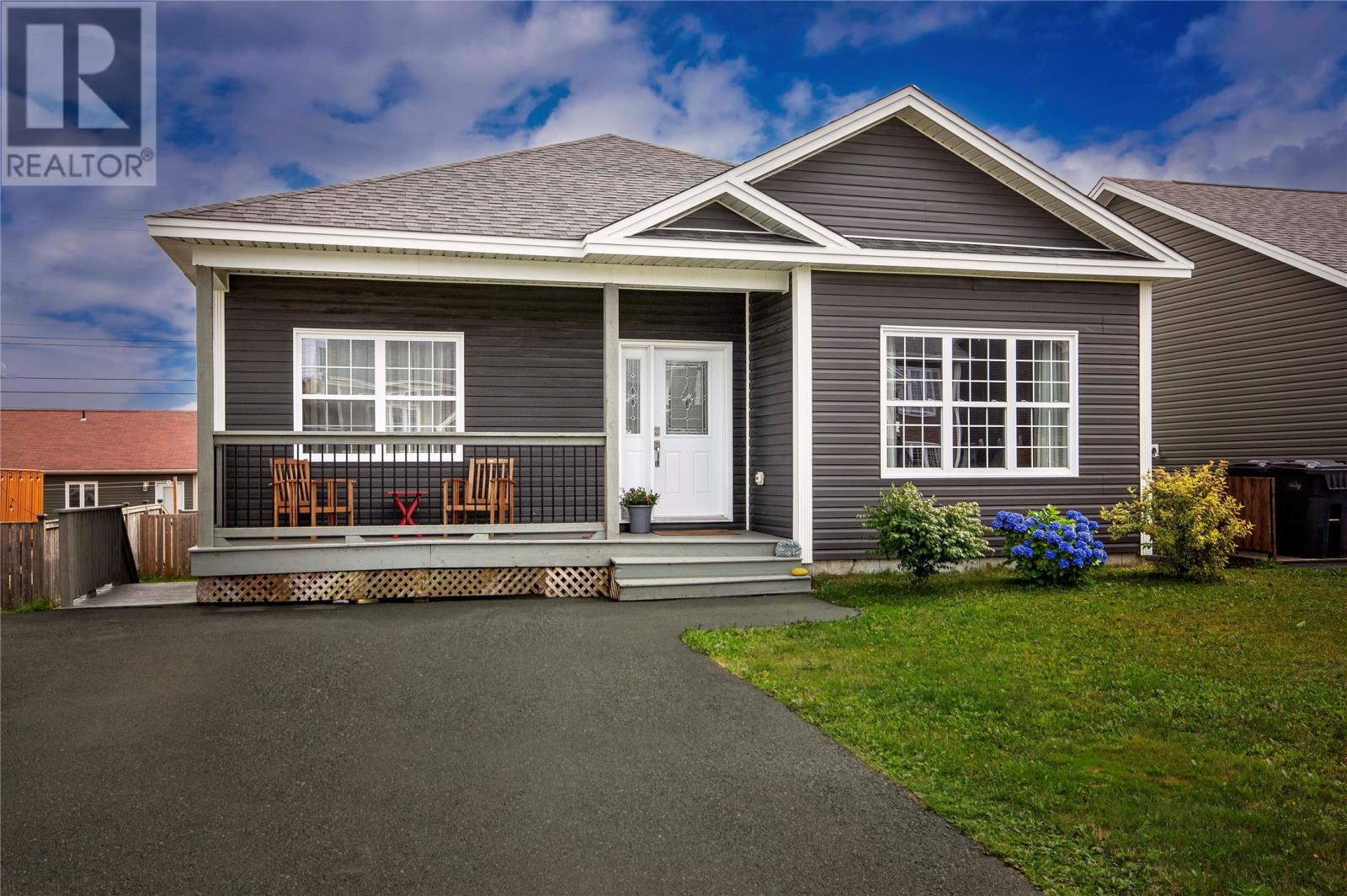 10 Bridgeport Street, Paradise, Newfoundland & Labrador  A1L 4C2 - Photo 1 - 1289880