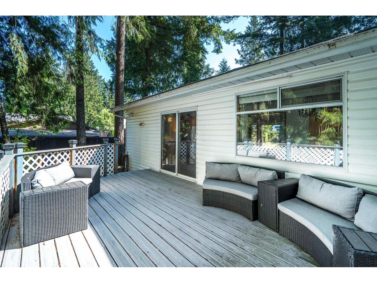 3837 Karen Drive, Cultus Lake North, Cultus Lake, British Columbia  V2R 5A5 - Photo 21 - R3051410