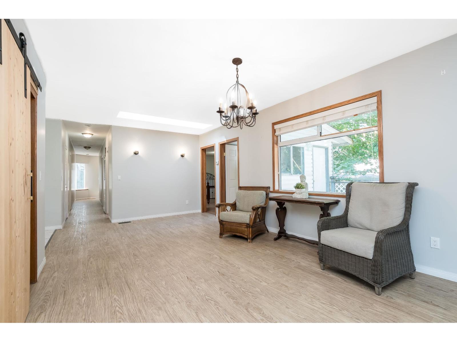 3837 Karen Drive, Cultus Lake North, Cultus Lake, British Columbia  V2R 5A5 - Photo 10 - R3051410
