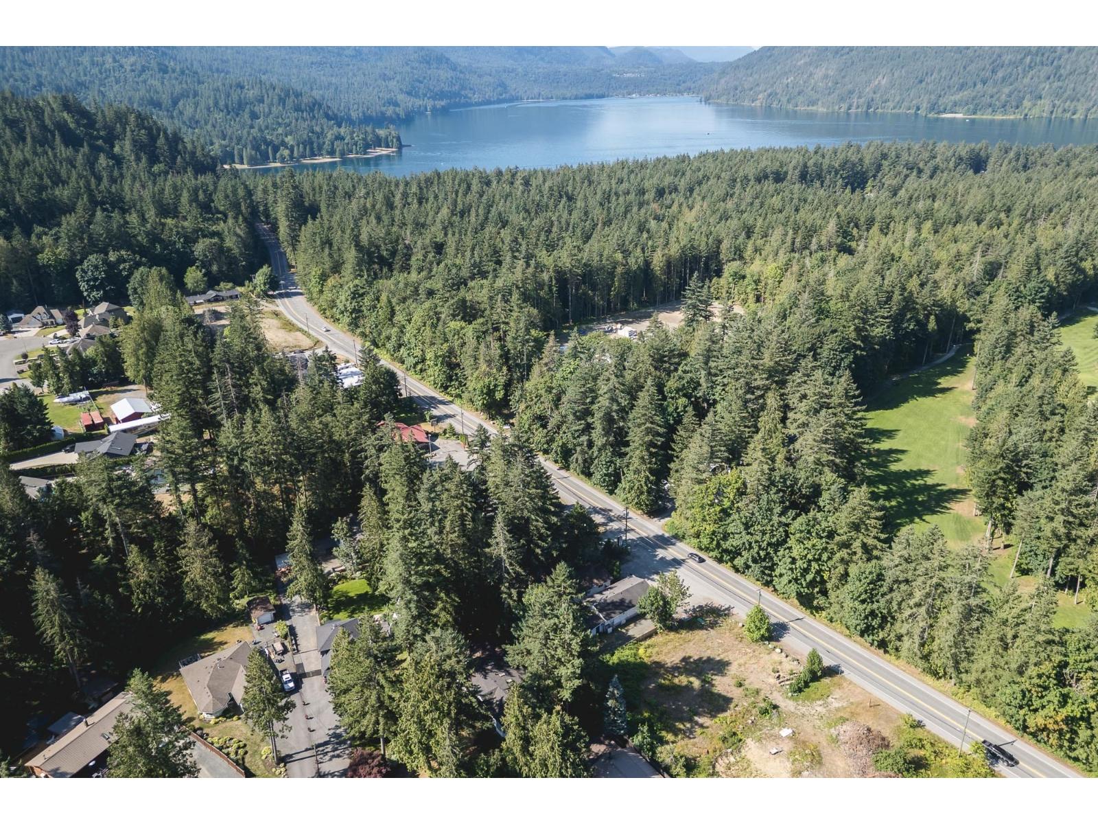 3837 Karen Drive, Cultus Lake North, Cultus Lake, British Columbia  V2R 5A5 - Photo 31 - R3051410