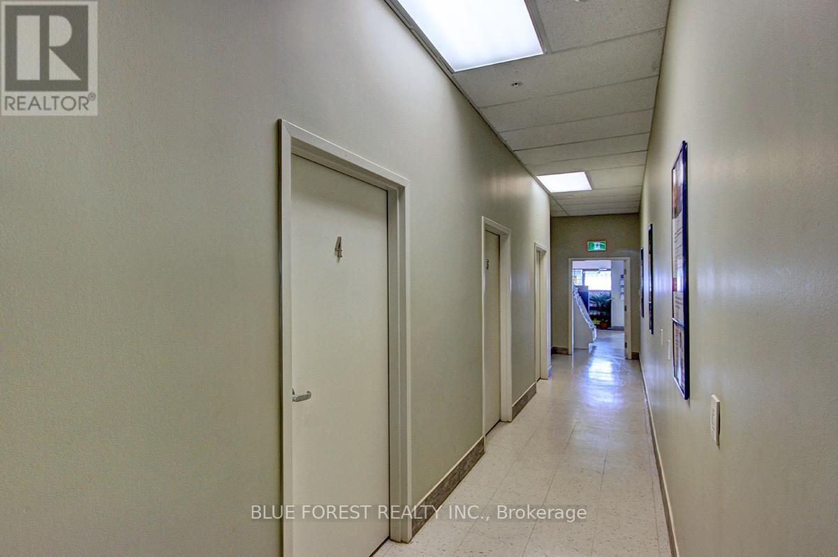 12 - 1401 Ernest Avenue, London South, Ontario  N6E 2P6 - Photo 6 - X12423776