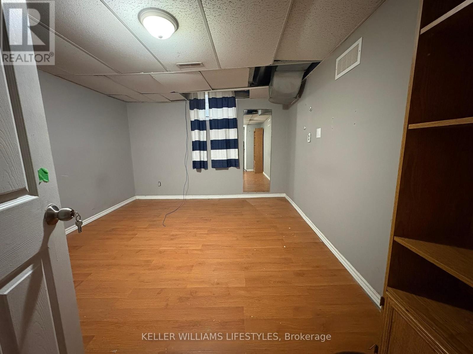 1904 Culver Drive, London East, Ontario  N5V 3K6 - Photo 10 - X12423857