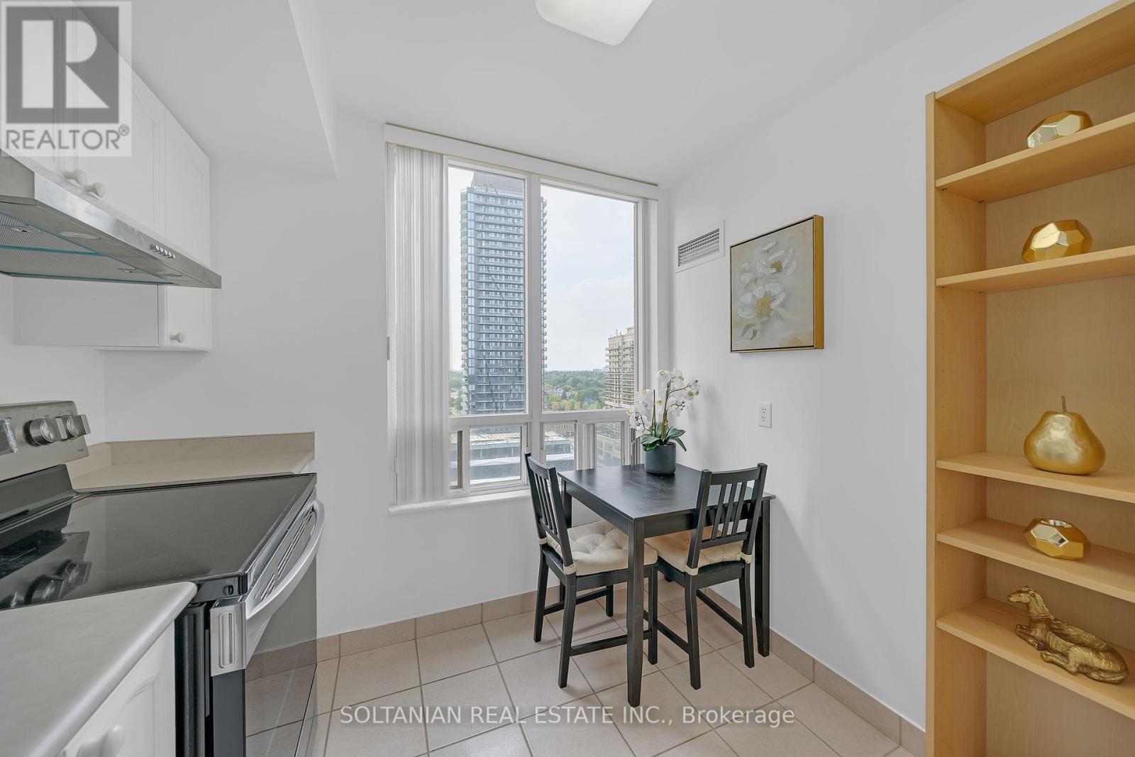 1702 - 256 Doris Avenue, Toronto, Ontario  M2N 6X8 - Photo 13 - C12423614