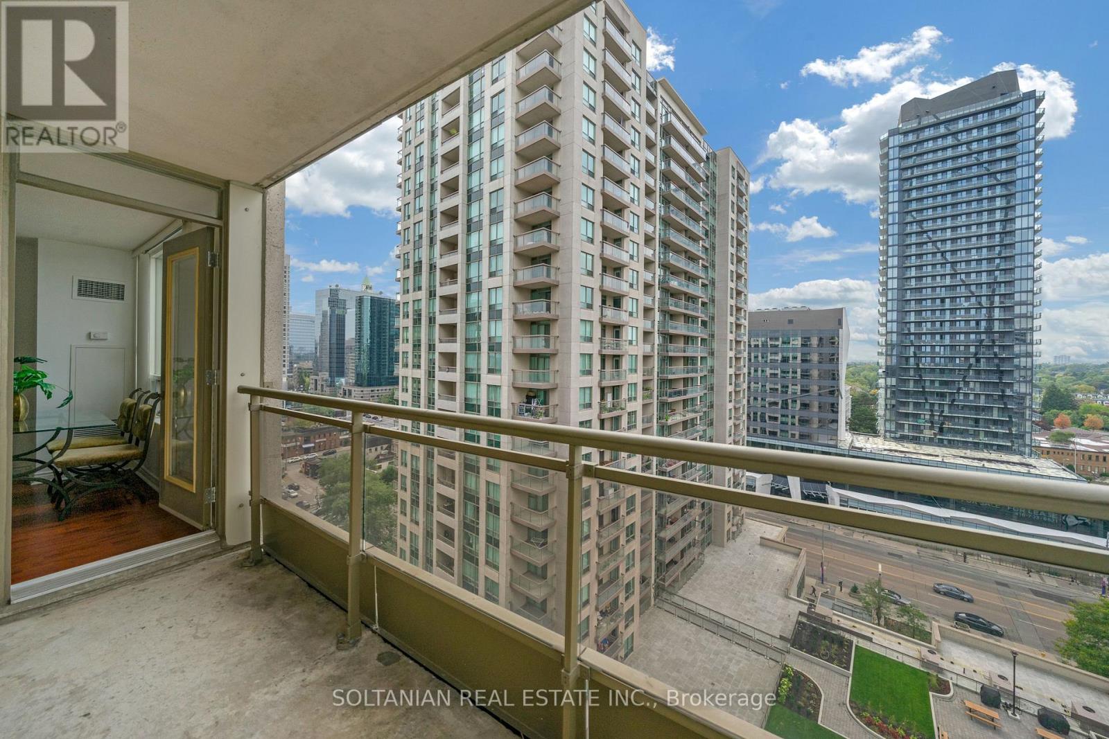 1702 - 256 Doris Avenue, Toronto, Ontario  M2N 6X8 - Photo 22 - C12423614