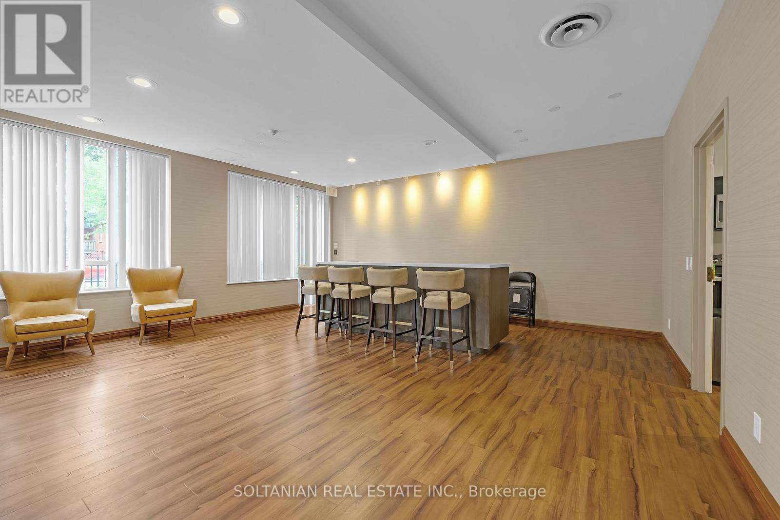 1702 - 256 Doris Avenue, Toronto, Ontario  M2N 6X8 - Photo 31 - C12423614