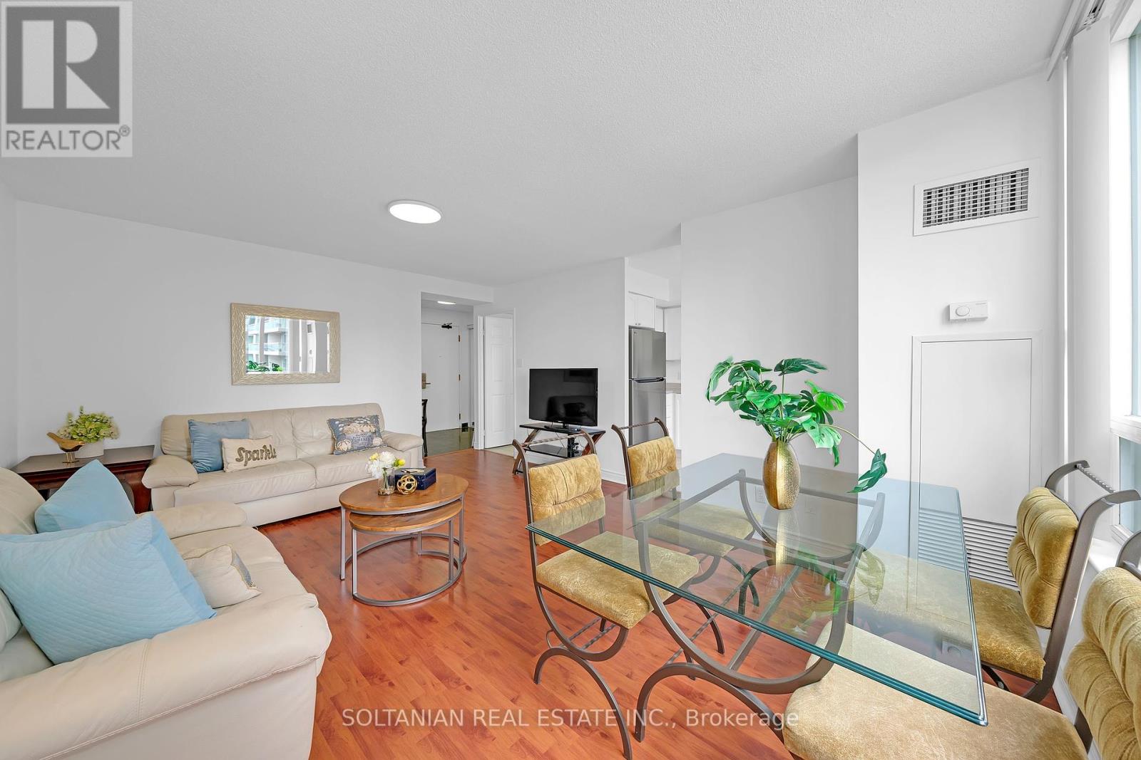 1702 - 256 Doris Avenue, Toronto, Ontario  M2N 6X8 - Photo 4 - C12423614