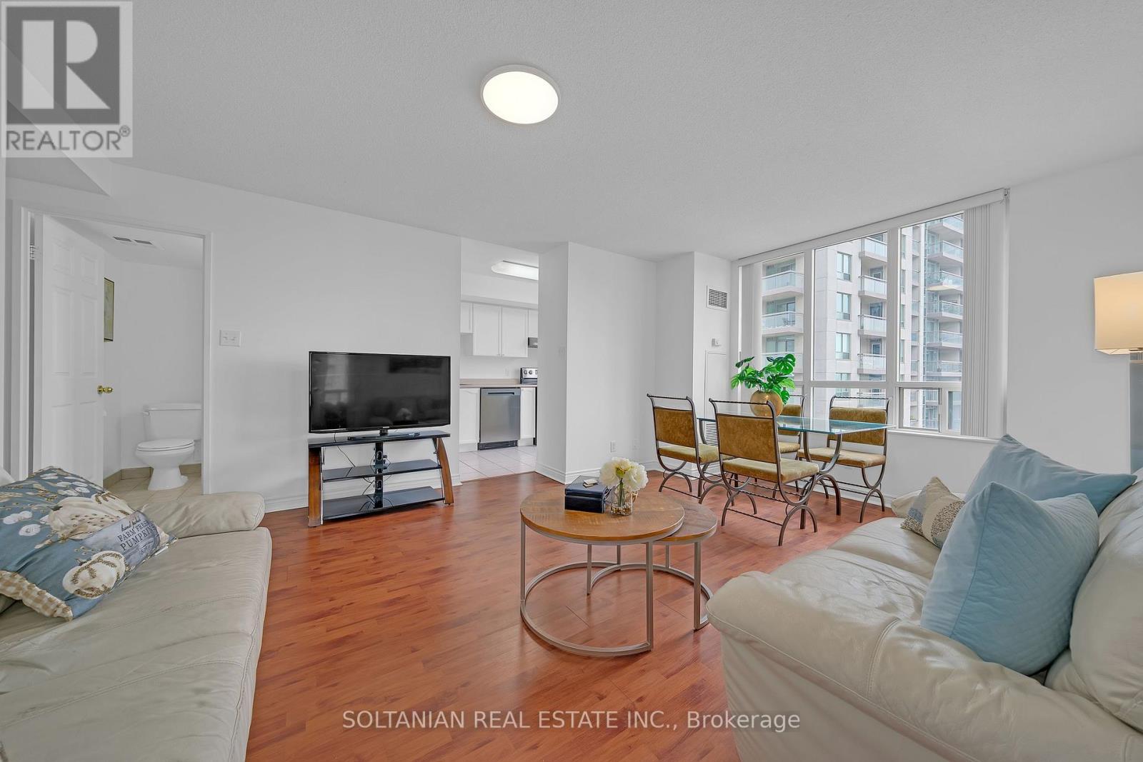 1702 - 256 Doris Avenue, Toronto, Ontario  M2N 6X8 - Photo 5 - C12423614