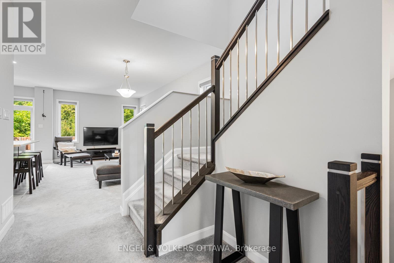 220 Geyser Place, Ottawa, Ontario  K2J 6P1 - Photo 23 - X12423787