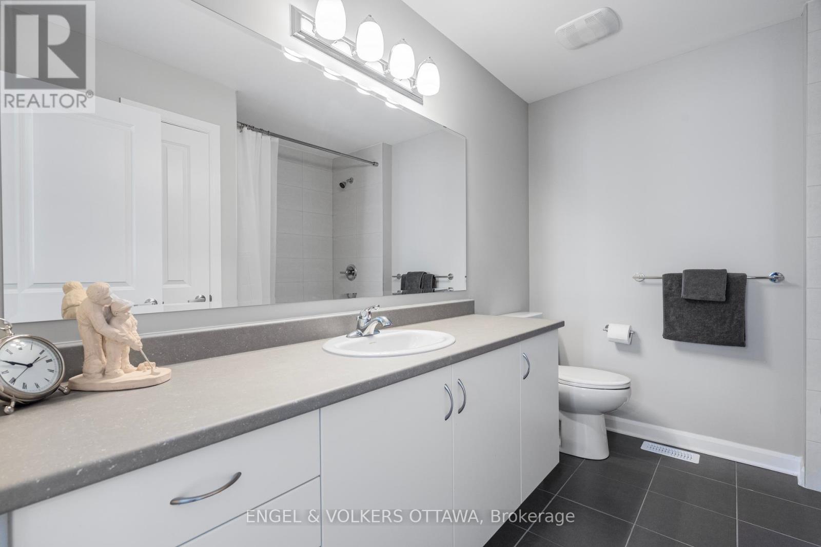 220 Geyser Place, Ottawa, Ontario  K2J 6P1 - Photo 37 - X12423787