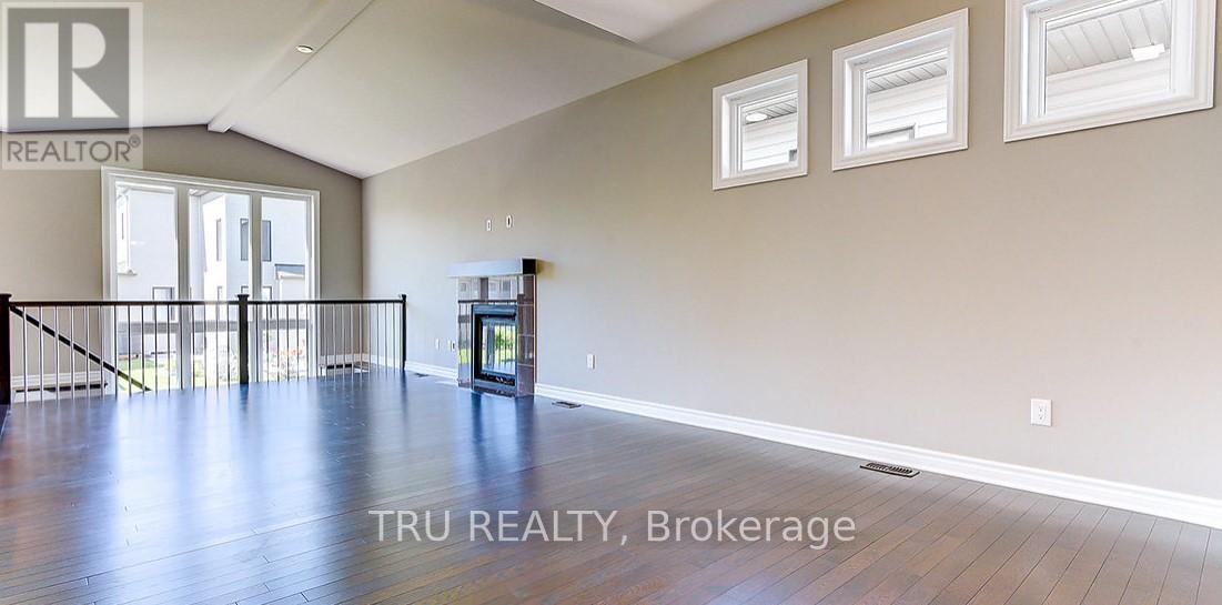 935 Cologne Street, Russell, Ontario  K0A 1W0 - Photo 16 - X12423811