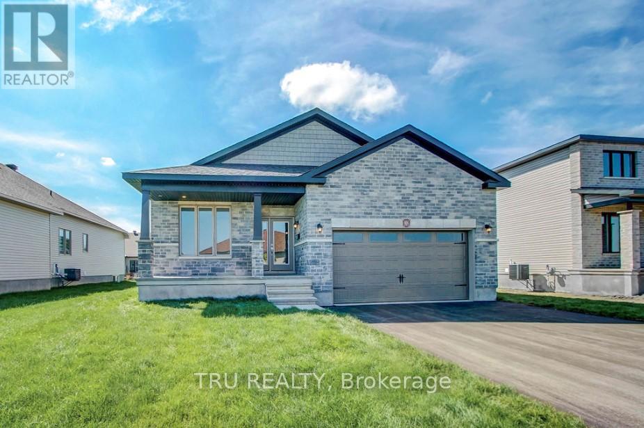 935 Cologne Street, Russell, Ontario  K0A 1W0 - Photo 7 - X12423811