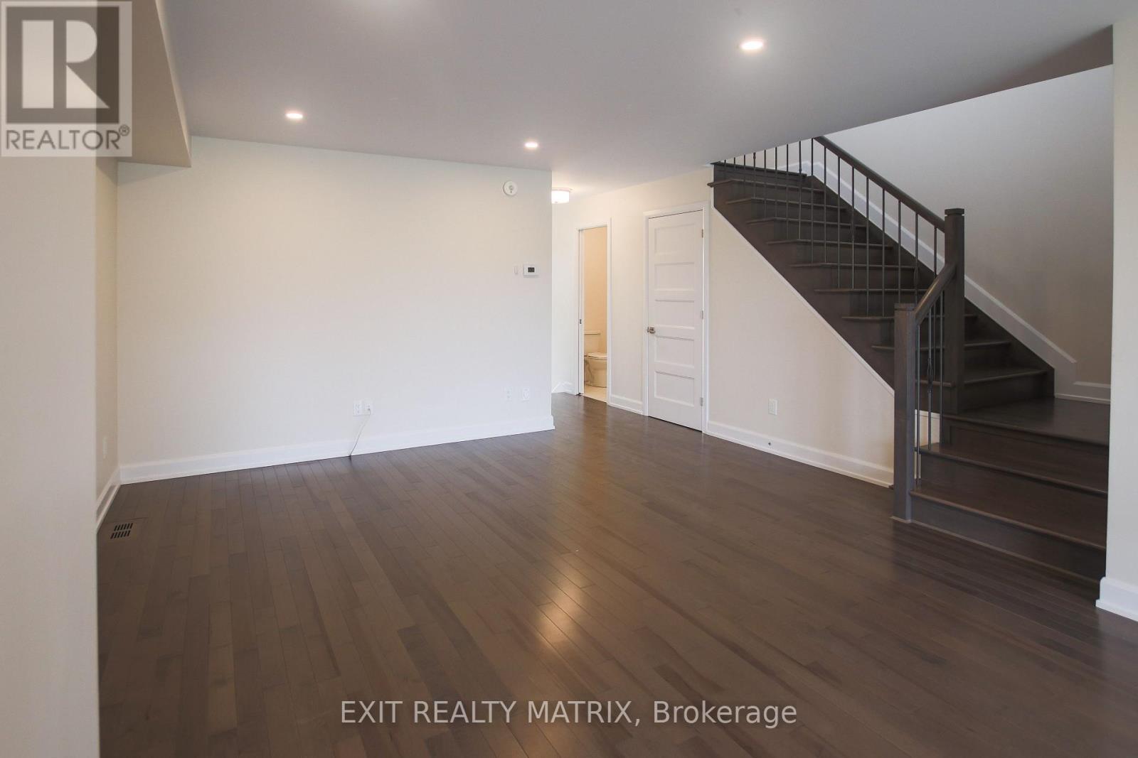 180 Argile Street, Casselman, Ontario  K0A 1M0 - Photo 6 - X12423843