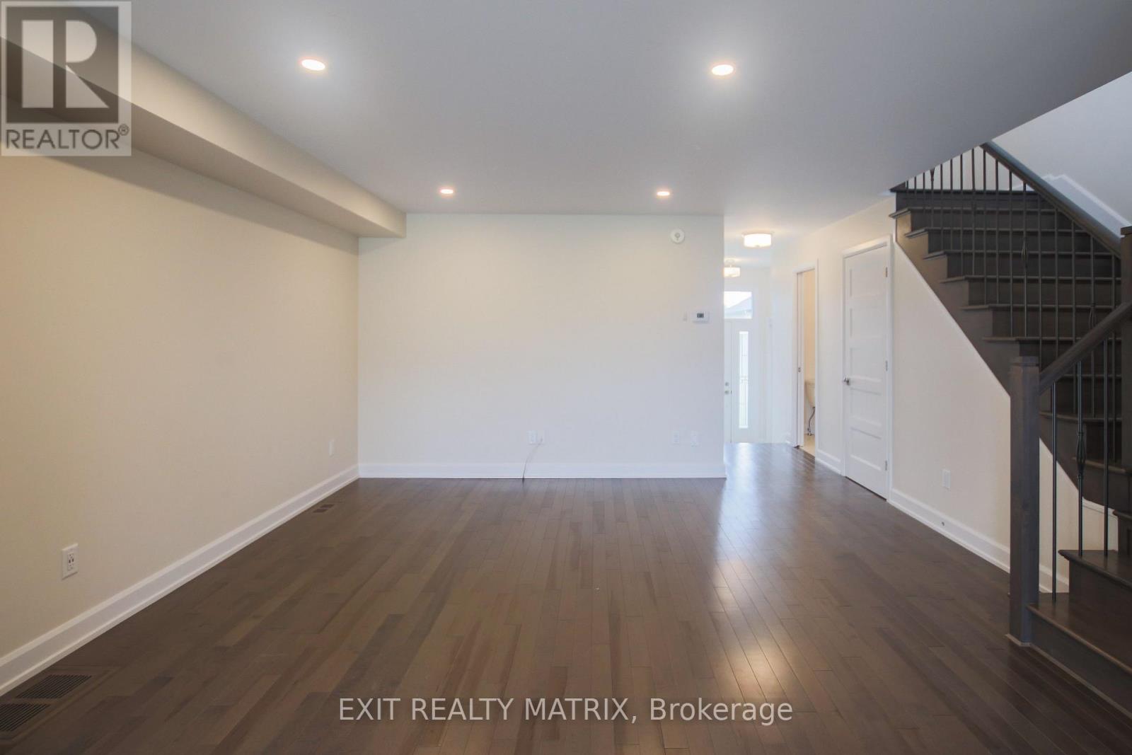180 Argile Street, Casselman, Ontario  K0A 1M0 - Photo 7 - X12423843