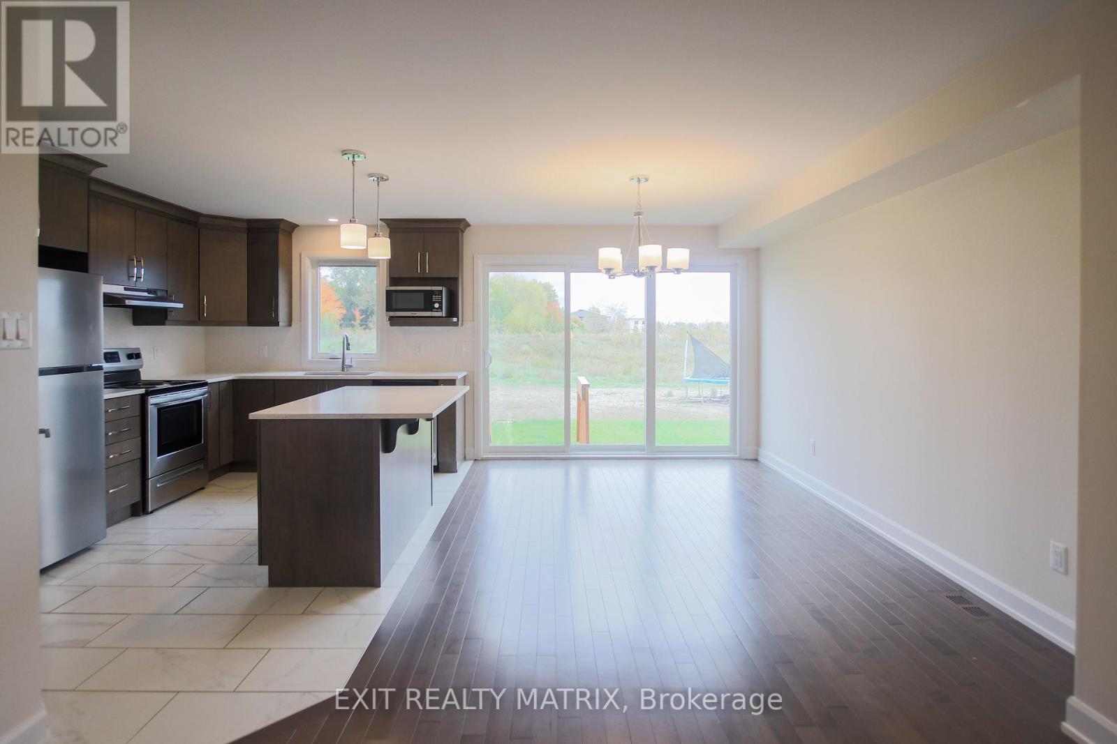 180 Argile Street, Casselman, Ontario  K0A 1M0 - Photo 9 - X12423843