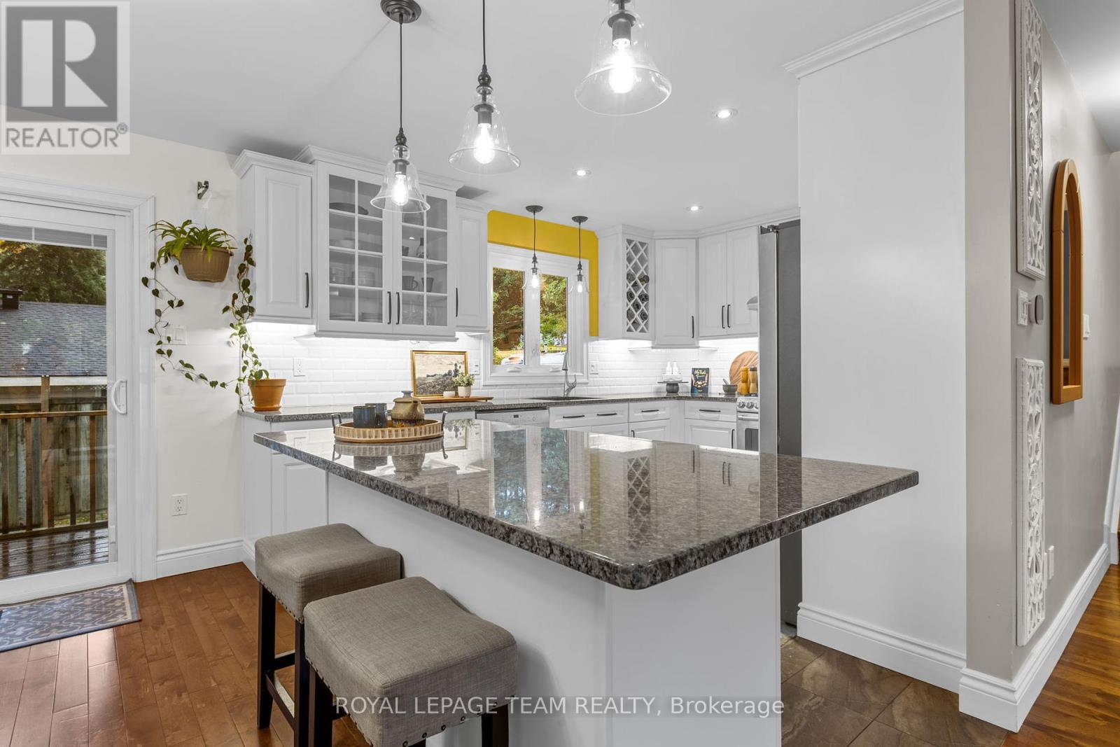 126 Constance Bay Road, Ottawa, Ontario  K0A 3M0 - Photo 12 - X12423862