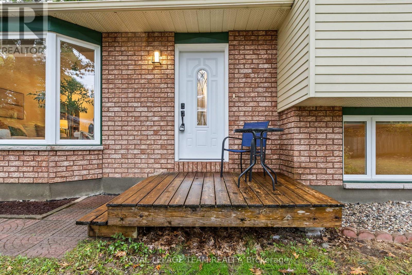 126 Constance Bay Road, Ottawa, Ontario  K0A 3M0 - Photo 4 - X12423862