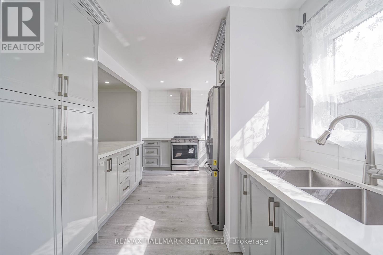 131 Painted Post Drive, Toronto, Ontario  M1H 1T6 - Photo 12 - E12423608
