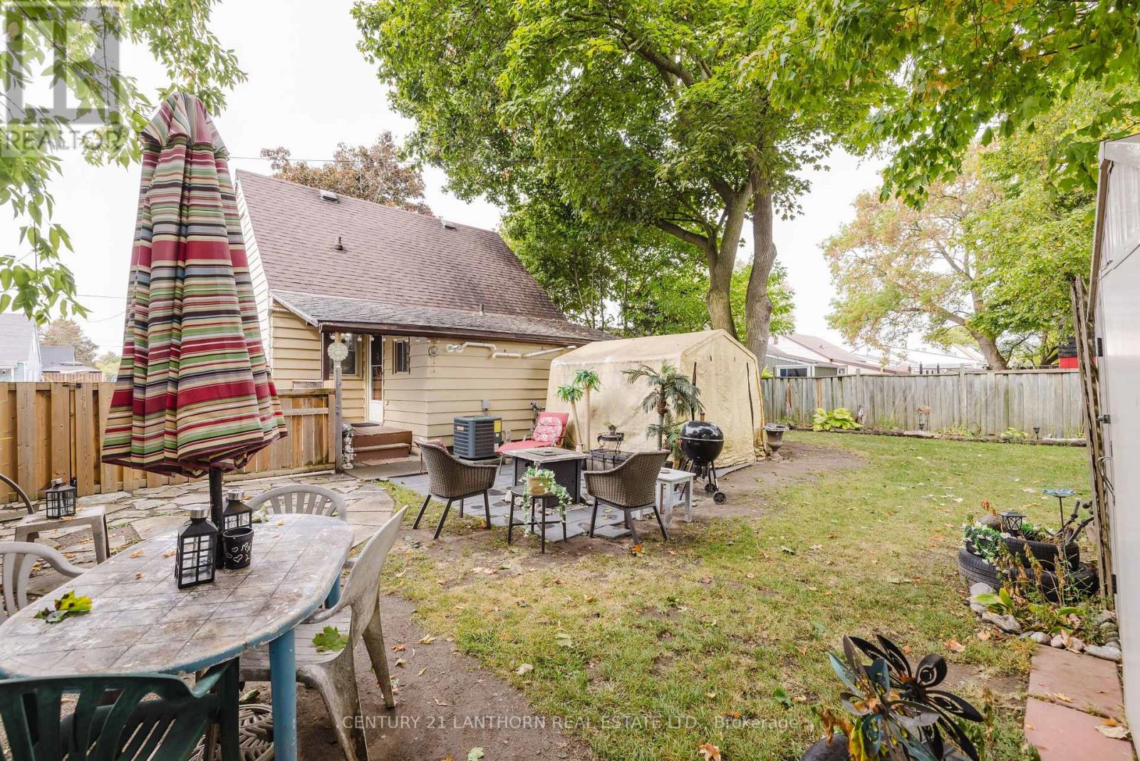 8 Johnson Road, Quinte West, Ontario  K8V 2W7 - Photo 19 - X12422922