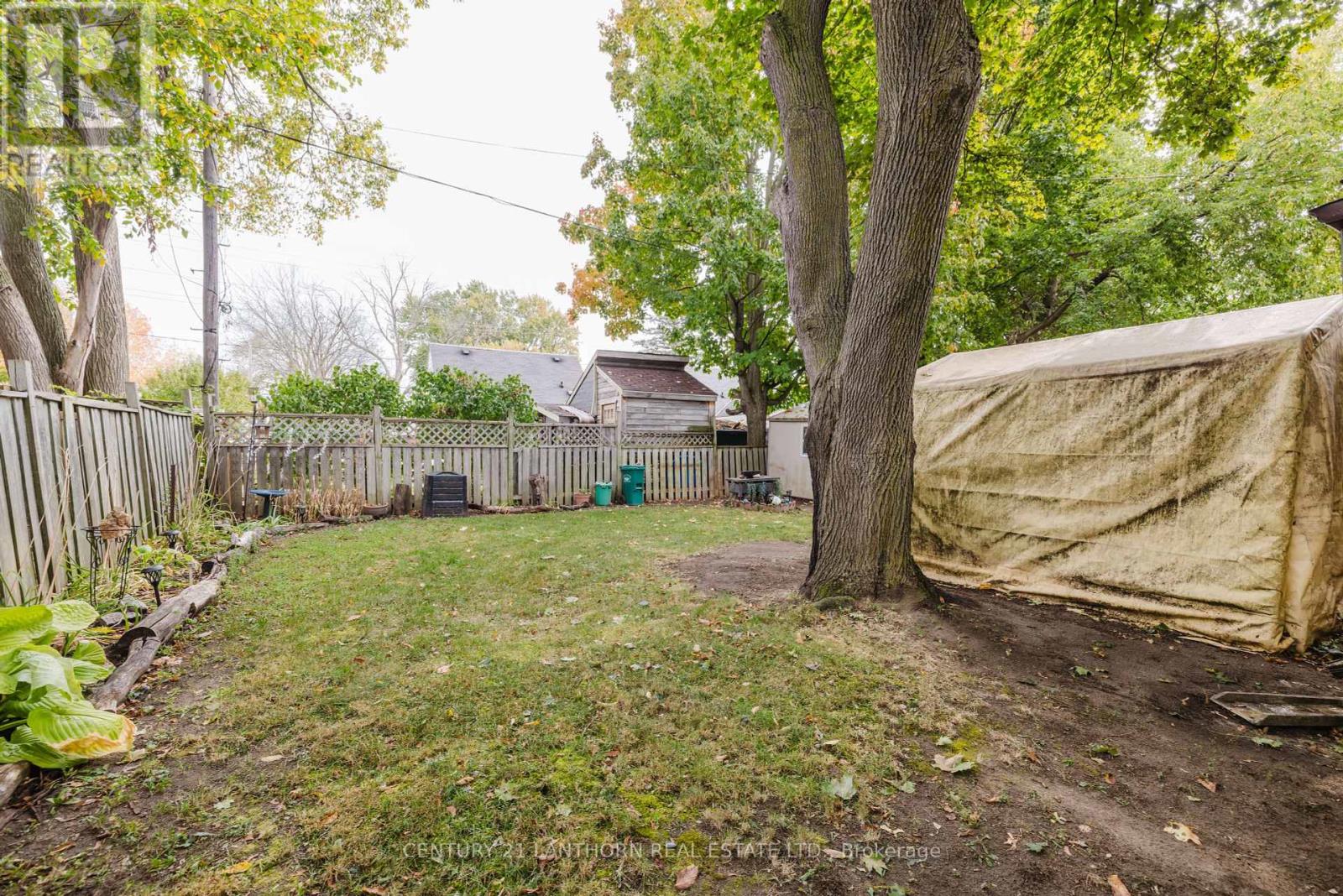 8 Johnson Road, Quinte West, Ontario  K8V 2W7 - Photo 16 - X12422922