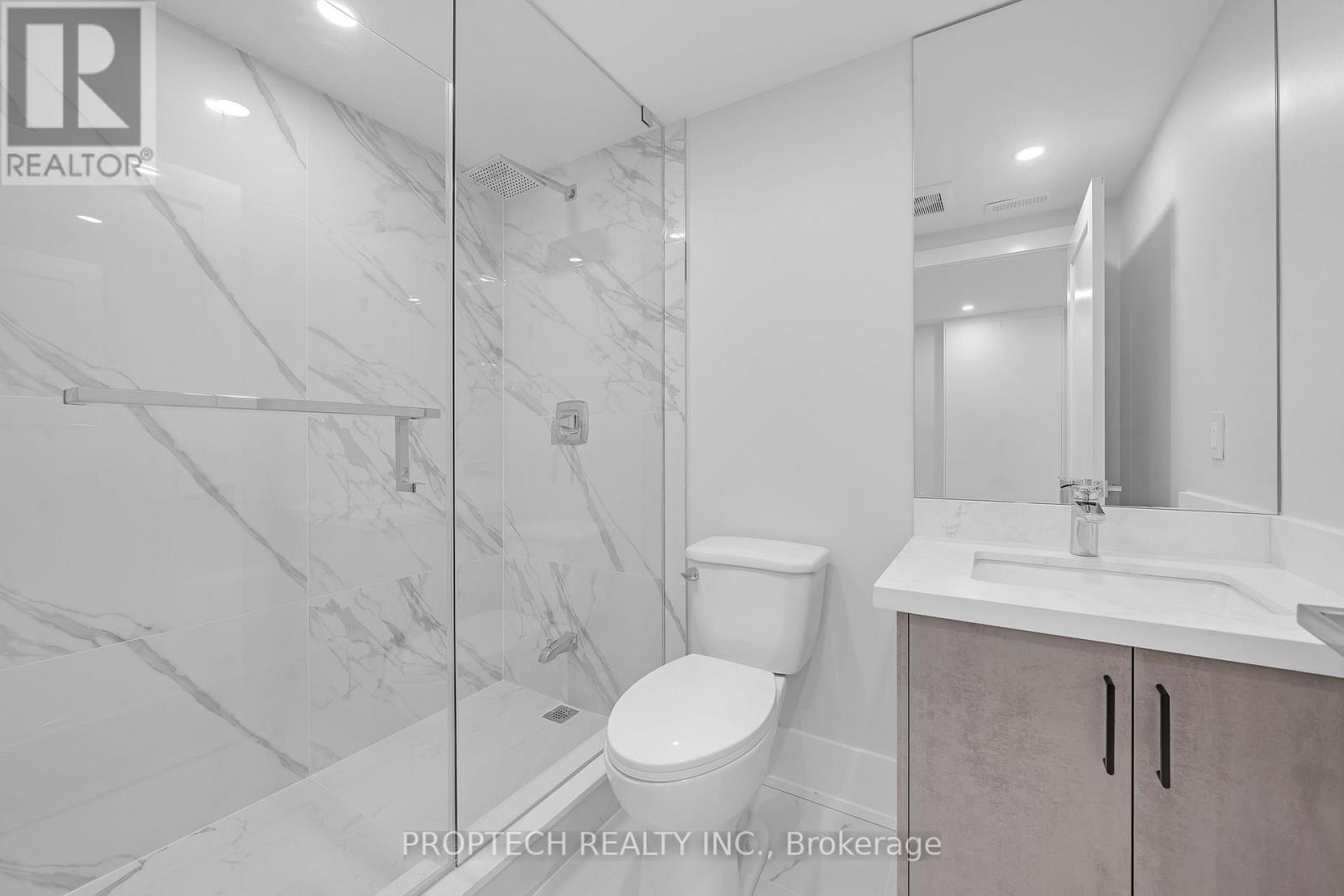 6030 Hillsdale Drive, Whitchurch-Stouffville, Ontario  L4A 3B8 - Photo 18 - N12423607