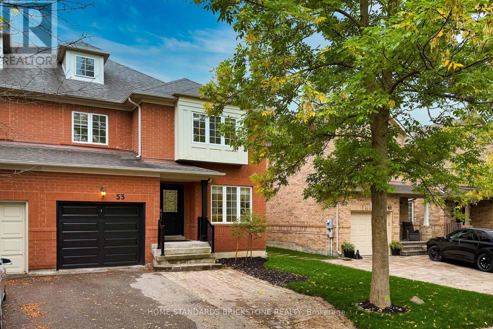 53 Ostick Street, Aurora, Ontario  L4G 7K4 - Photo 2 - N12423611