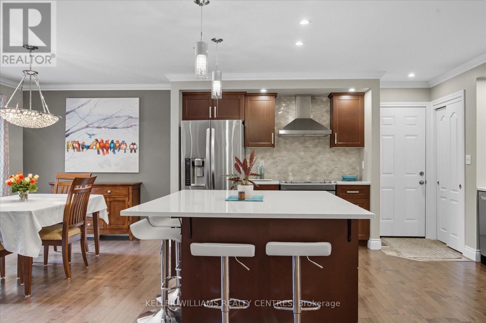 261 Queen Street, Newmarket, Ontario  L3Y 2G1 - Photo 15 - N12423651