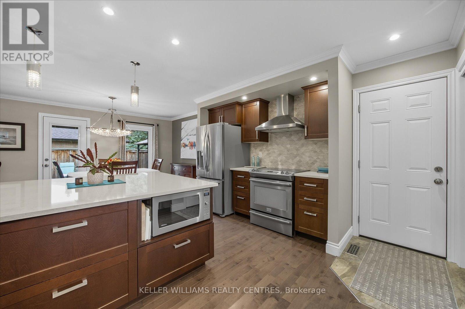261 Queen Street, Newmarket, Ontario  L3Y 2G1 - Photo 19 - N12423651