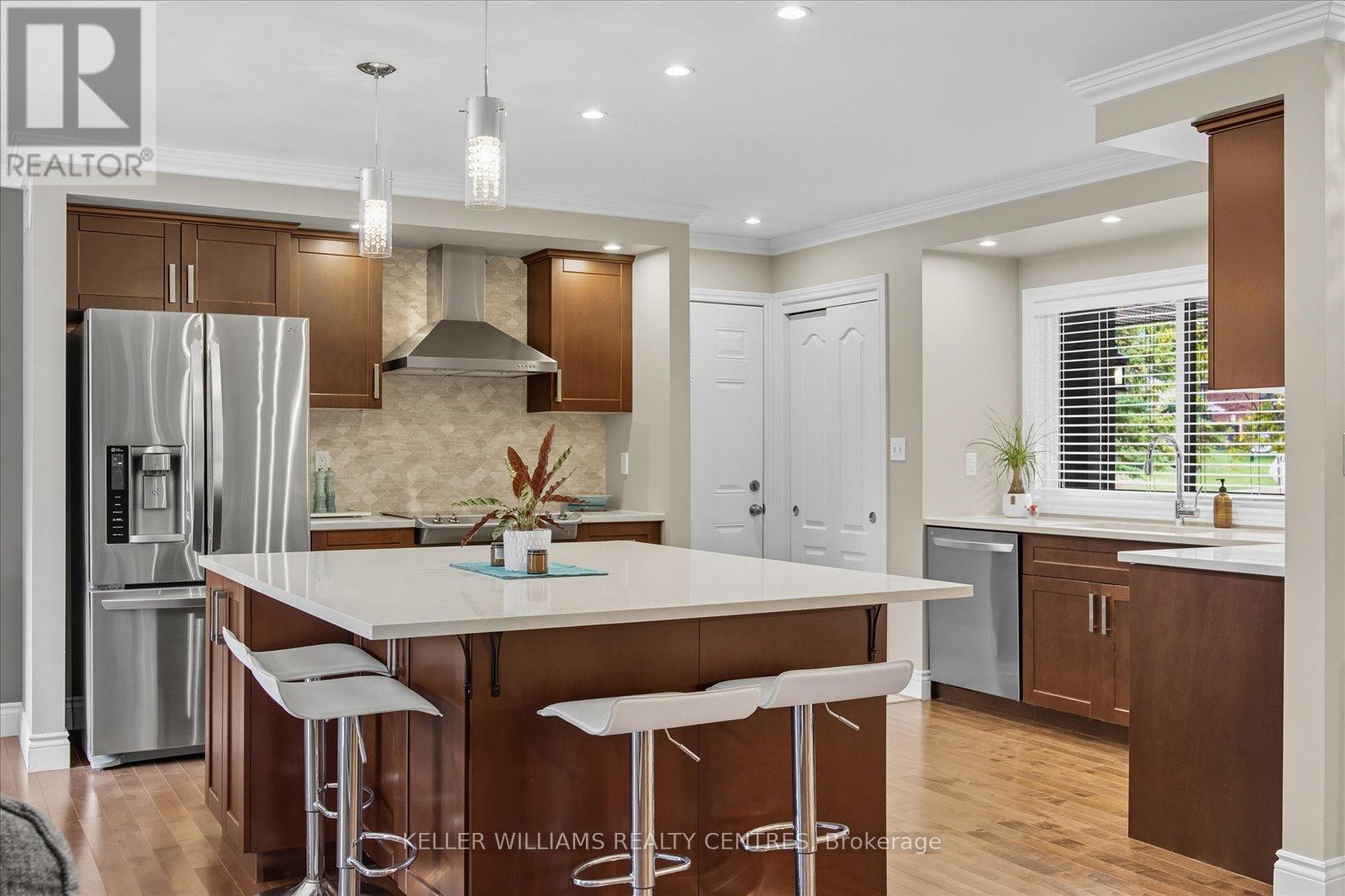 261 Queen Street, Newmarket, Ontario  L3Y 2G1 - Photo 20 - N12423651