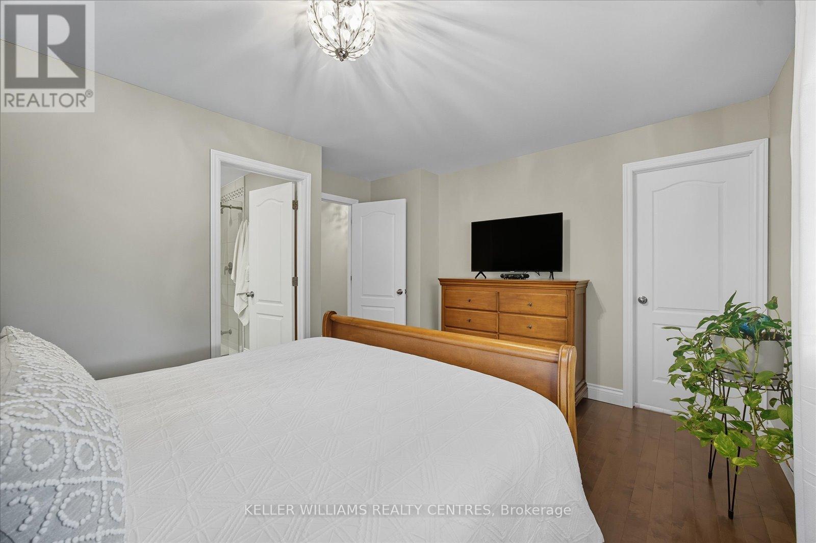261 Queen Street, Newmarket, Ontario  L3Y 2G1 - Photo 22 - N12423651
