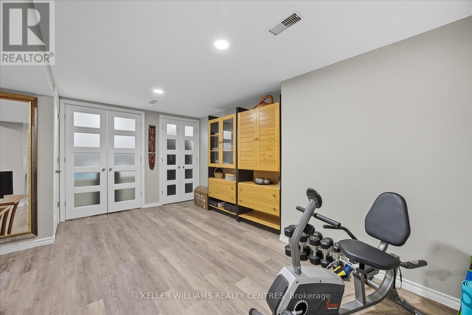 261 Queen Street, Newmarket, Ontario  L3Y 2G1 - Photo 33 - N12423651