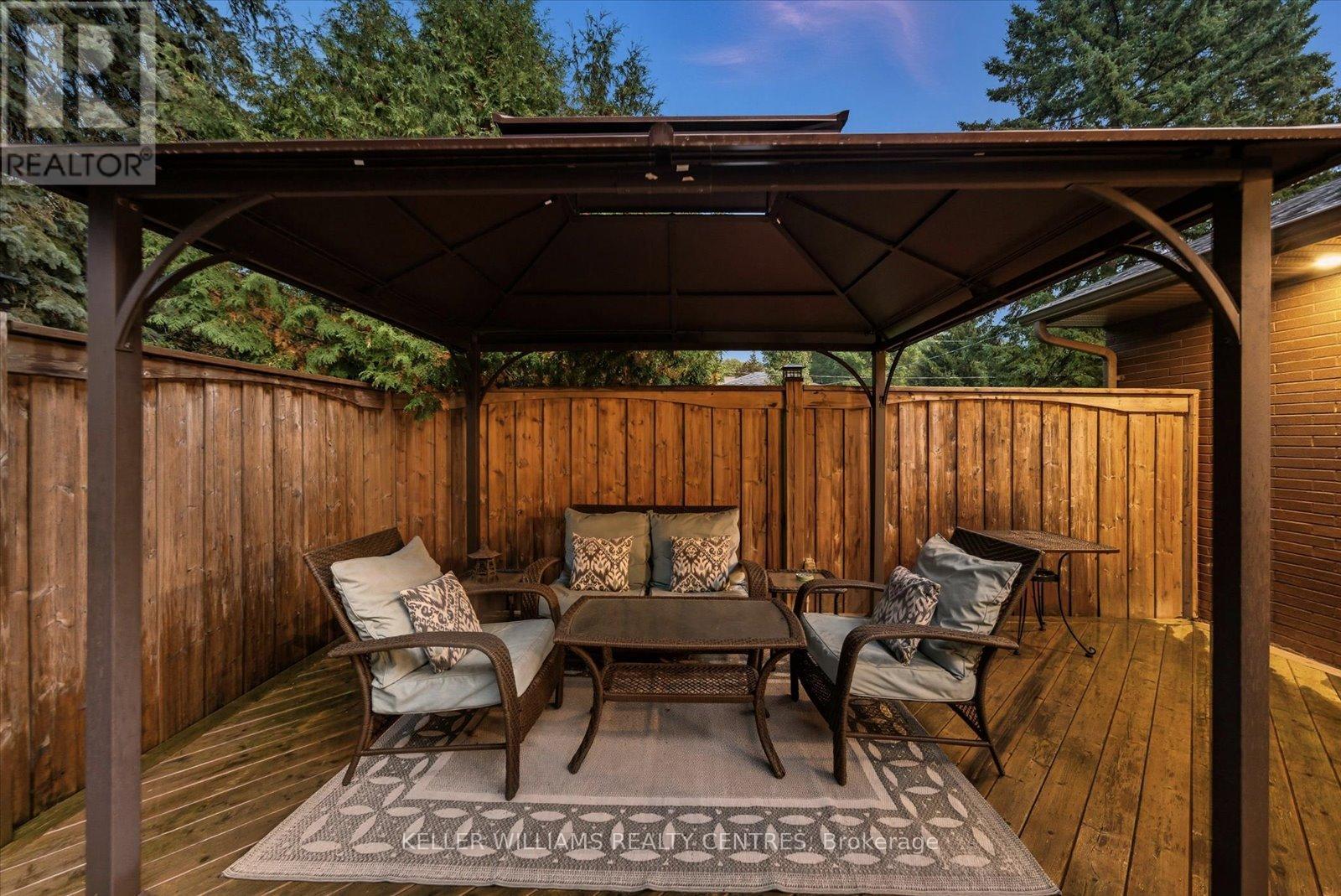 261 Queen Street, Newmarket, Ontario  L3Y 2G1 - Photo 42 - N12423651
