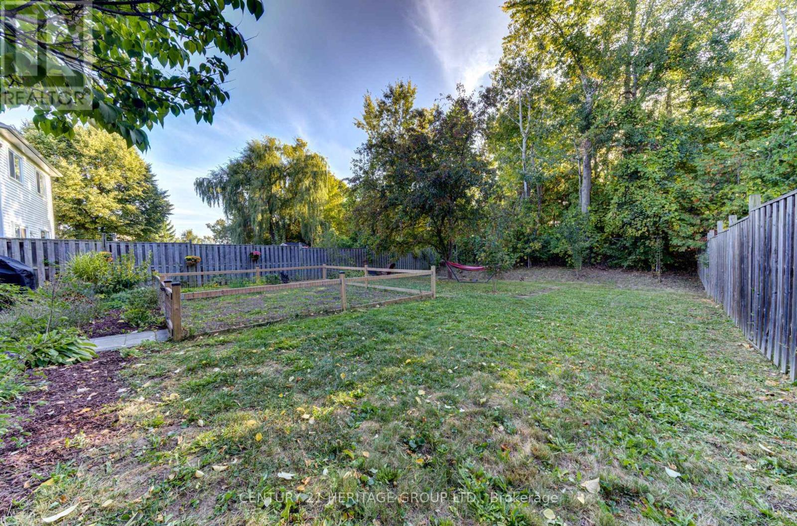 1900 Applewood Avenue, Innisfil, Ontario  L9S 1W2 - Photo 24 - N12423678