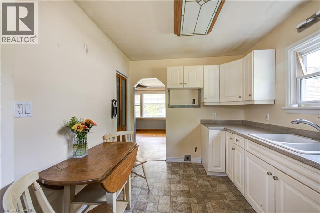 189 Cardigan Street, Woodstock, Ontario  N4S 1Z3 - Photo 12 - 40772810